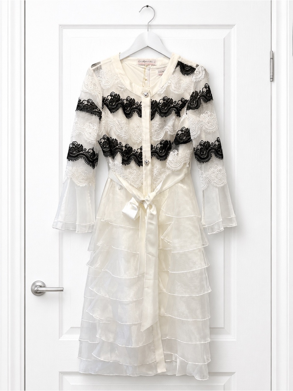 Donna Vinci Women’s Lace Organza Tiered Dress ivory Black Size 8 NWT Church